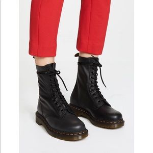 SOLD DR MARTENS vintage steel toe leather England